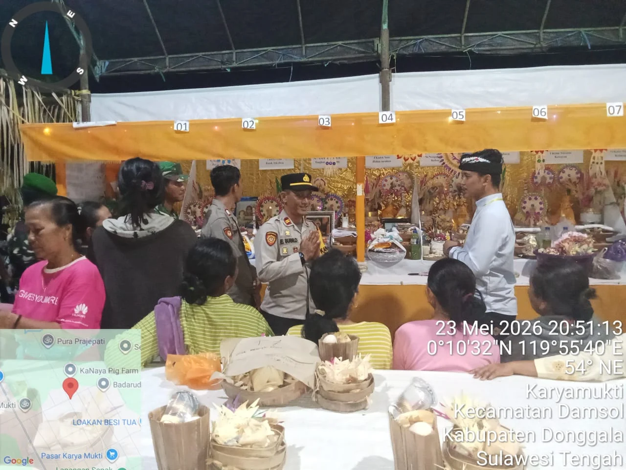 Kapolres Donggala, Melalui Kapolsek Damsol Iptu Edy Susilo, Amankan Upacara Umat Hindu Ngaben Massal Tingkat Kabupaten Berjalan Aman - Lancar.