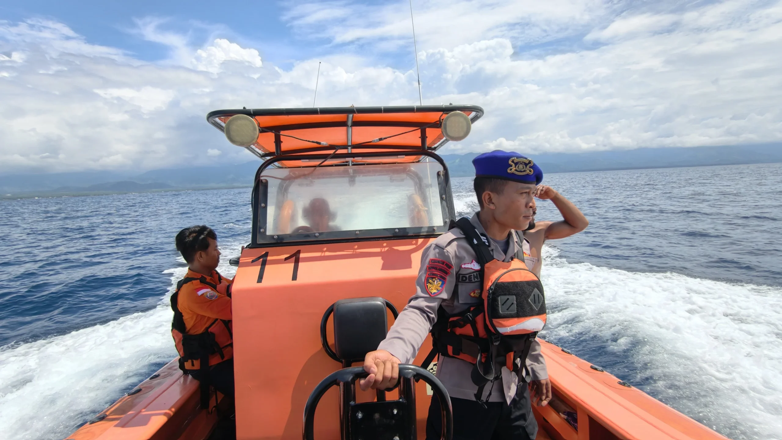 Terombang-ambing di Laut Parigi, Nelayan Asal Pelawa Baru Ditemukan Selamat di Atas Rumpon Setelah Hilang Semalaman