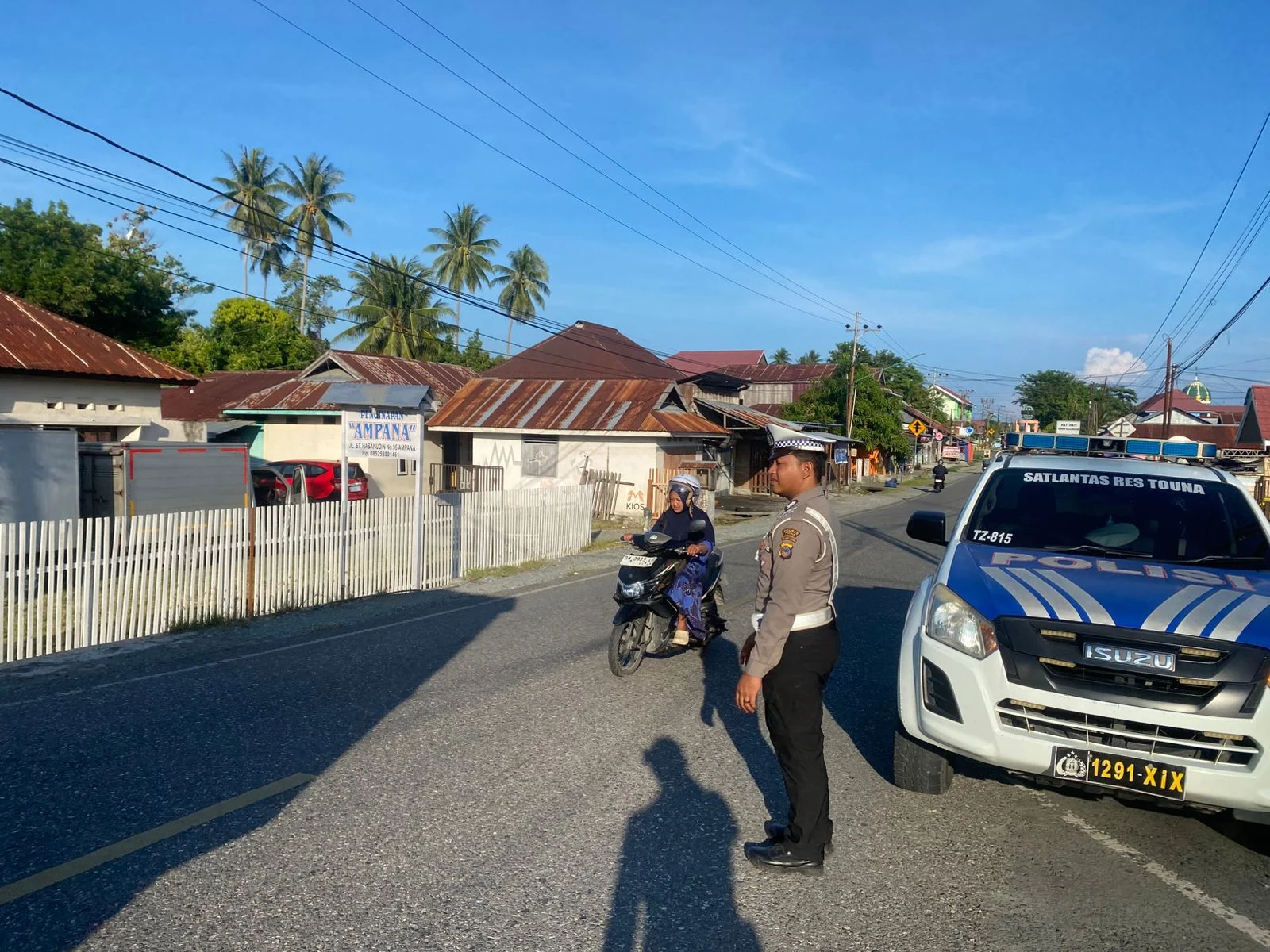 *Satlantas Polres Touna Intensifkan Blue Light Patrol, Arus Lalu Lintas Ampana Terpantau Lancar*