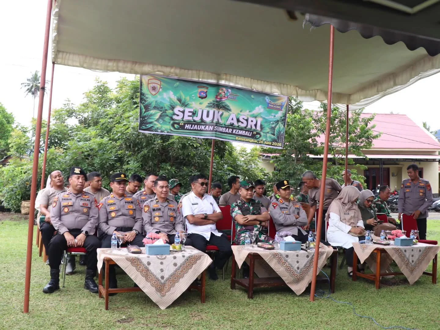 Polres Tanah Datar Gelar Donor Darah Sambut Hari Bhayangkara ke-80
