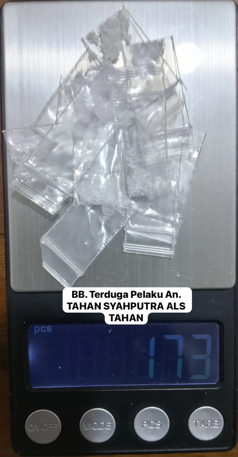 Perintah Kapolres Labuhanbatu Kasat Narkoba AKP Hardiyanto Pimpin Tim Tangkap Resedivis Narkotika Di Marbau Labura. 