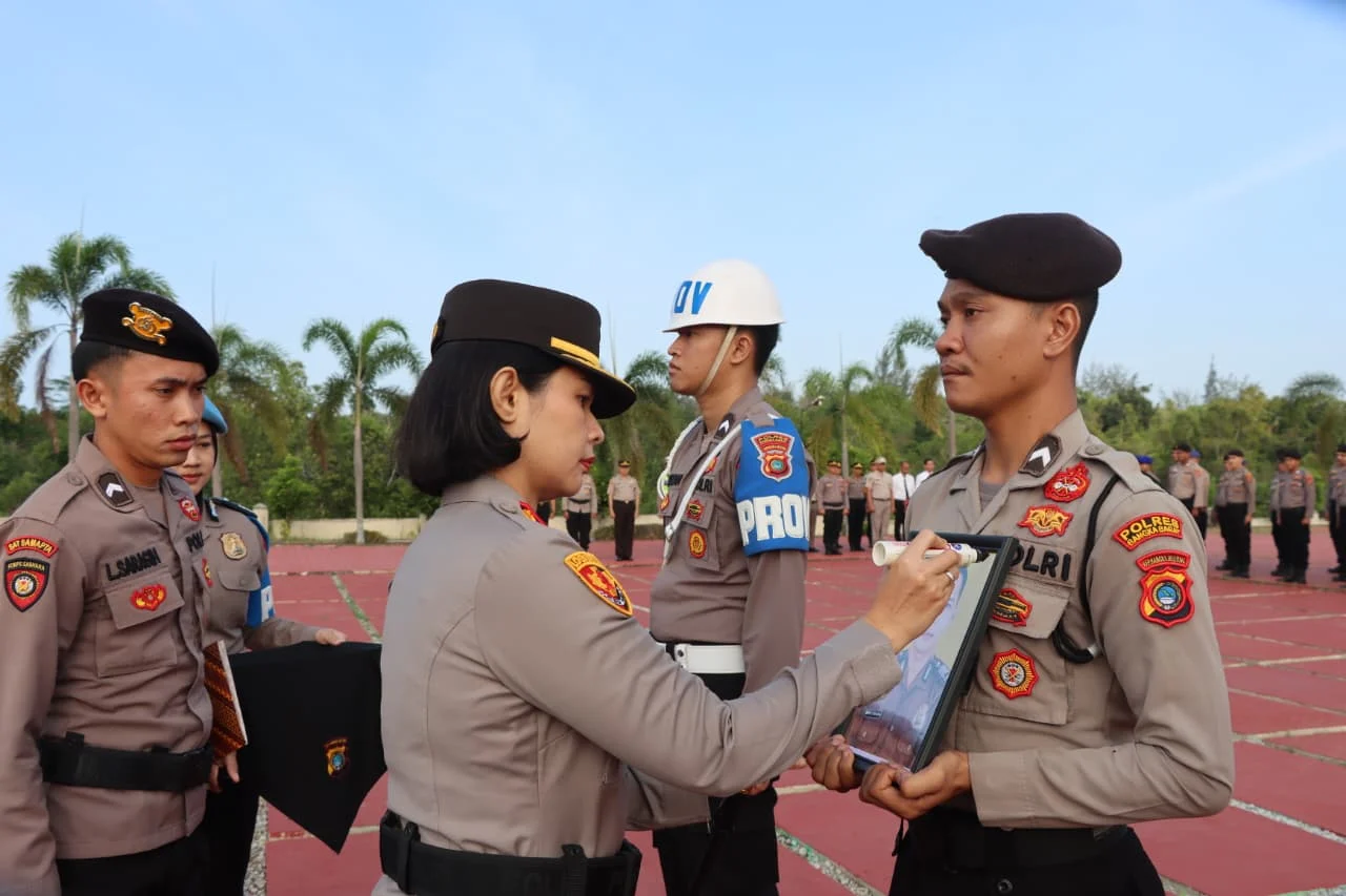 Polres Bangka Barat Tegakkan Disiplin, Personel Desersi Di-PTDH