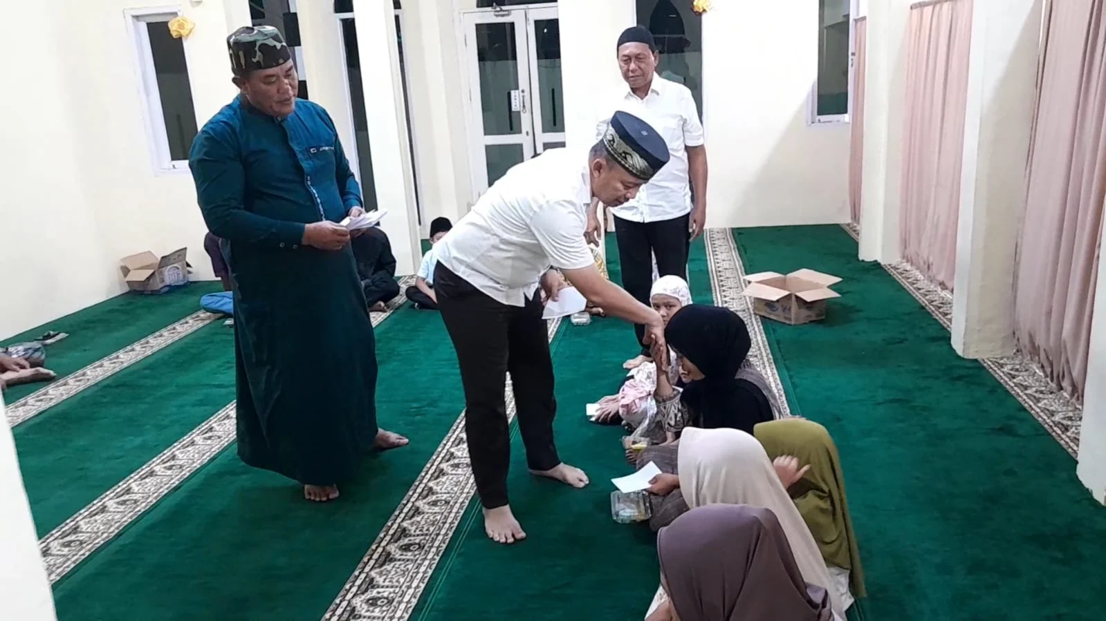 Kapolres Batu Bara Gelar Pengajian Rutin dan Santunan Anak Yatim, Perkuat Nilai Kepedulian dan Kebersamaan