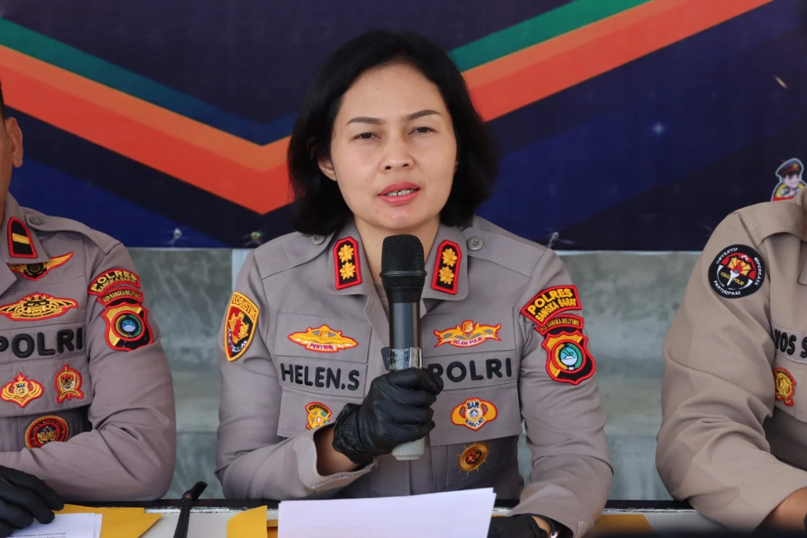 *Polres Bangka Barat Gagalkan Penyelundupan Pasir Timah Ke Sumsel Di Pelabuhan Tanjung Kalian*
