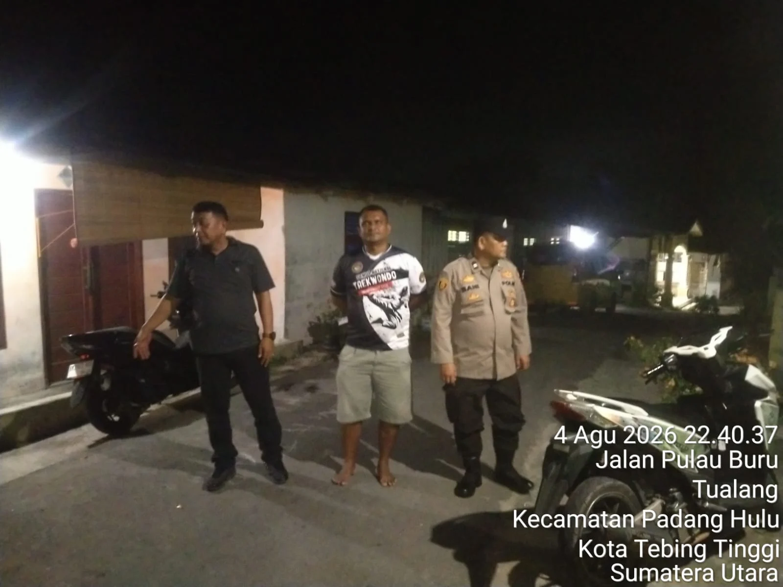 Polres Tebing Tinggi Respon Cepat Laporan Keributan Warga, Perselisihan Berakhir Damai