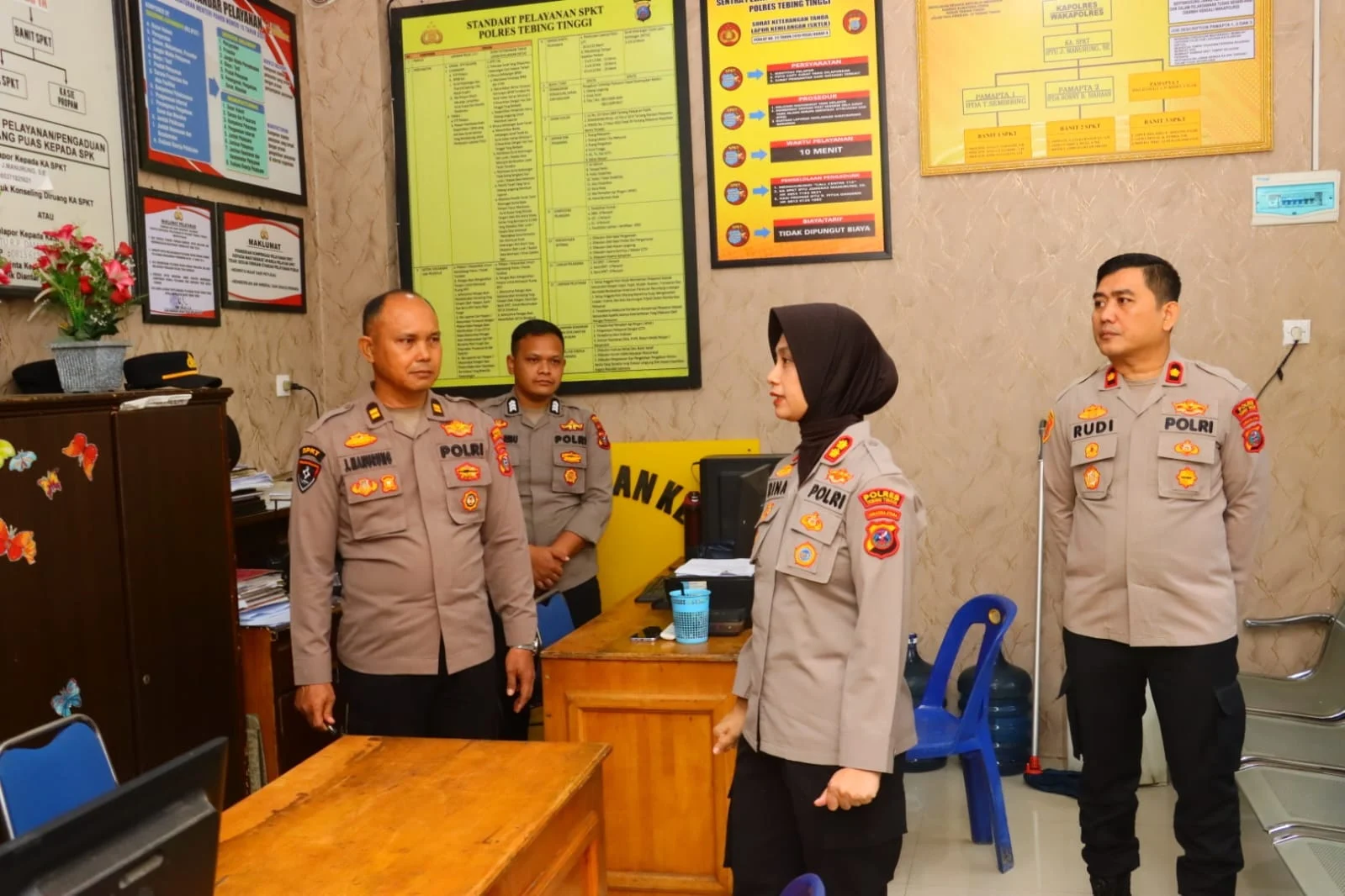 Kapolres Tebing Tinggi Cek Pelayanan SPKT, Pastikan Pelayanan Masyarakat Berjalan Baik