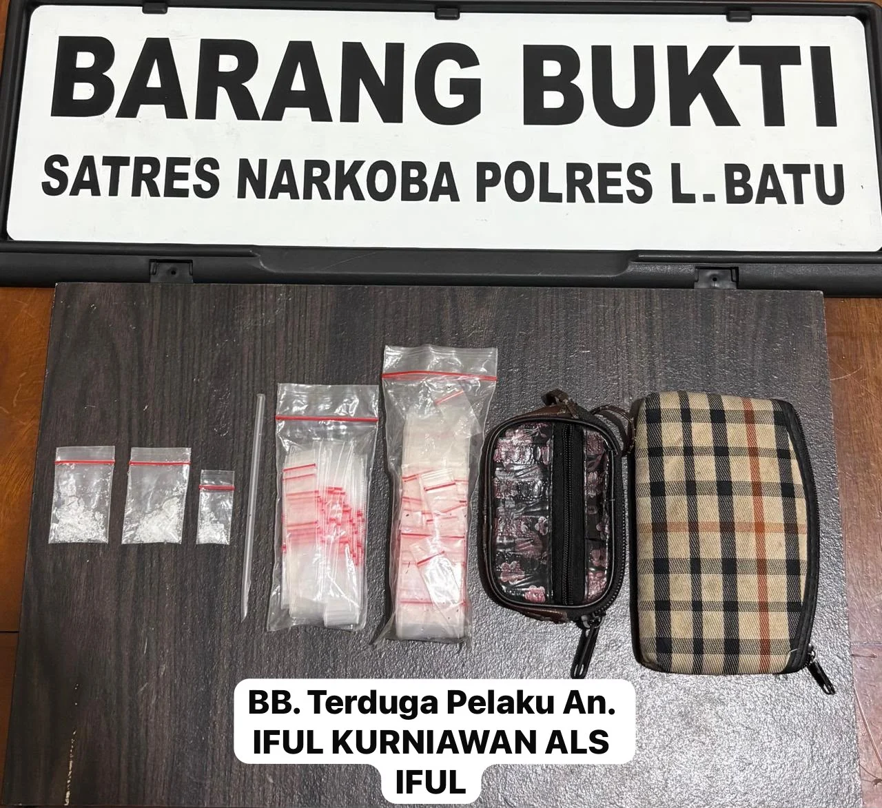 Satres Narkoba Polres Labuhanbatu Ringkus Pelaku Narkotika Diduga Jenis Sabu Di Damuli Labura. 