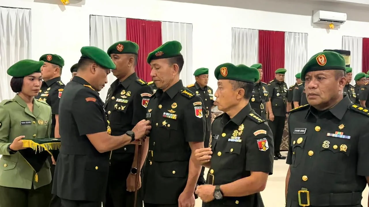 “Pangdam XXIII/Palaka Wira Pimpin Sertijab Kakudam dan Kakomlekdam, Tekankan Profesionalisme dan Soliditas Satuan