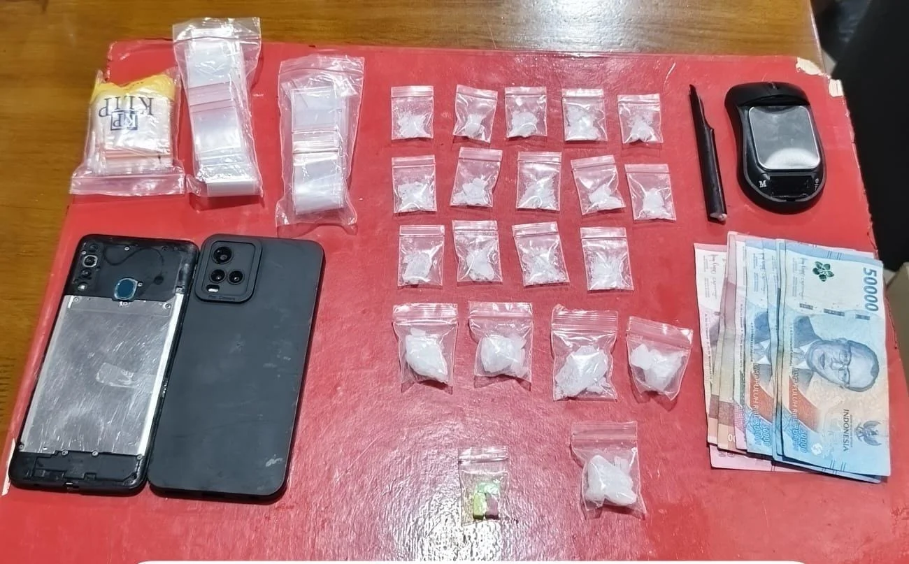 Satres Narkoba Polres Asahan Gerebek Rumah di patimura kisaran, Sabu 44,27 Gram dan 3 Pil Ekstasi Diamankan