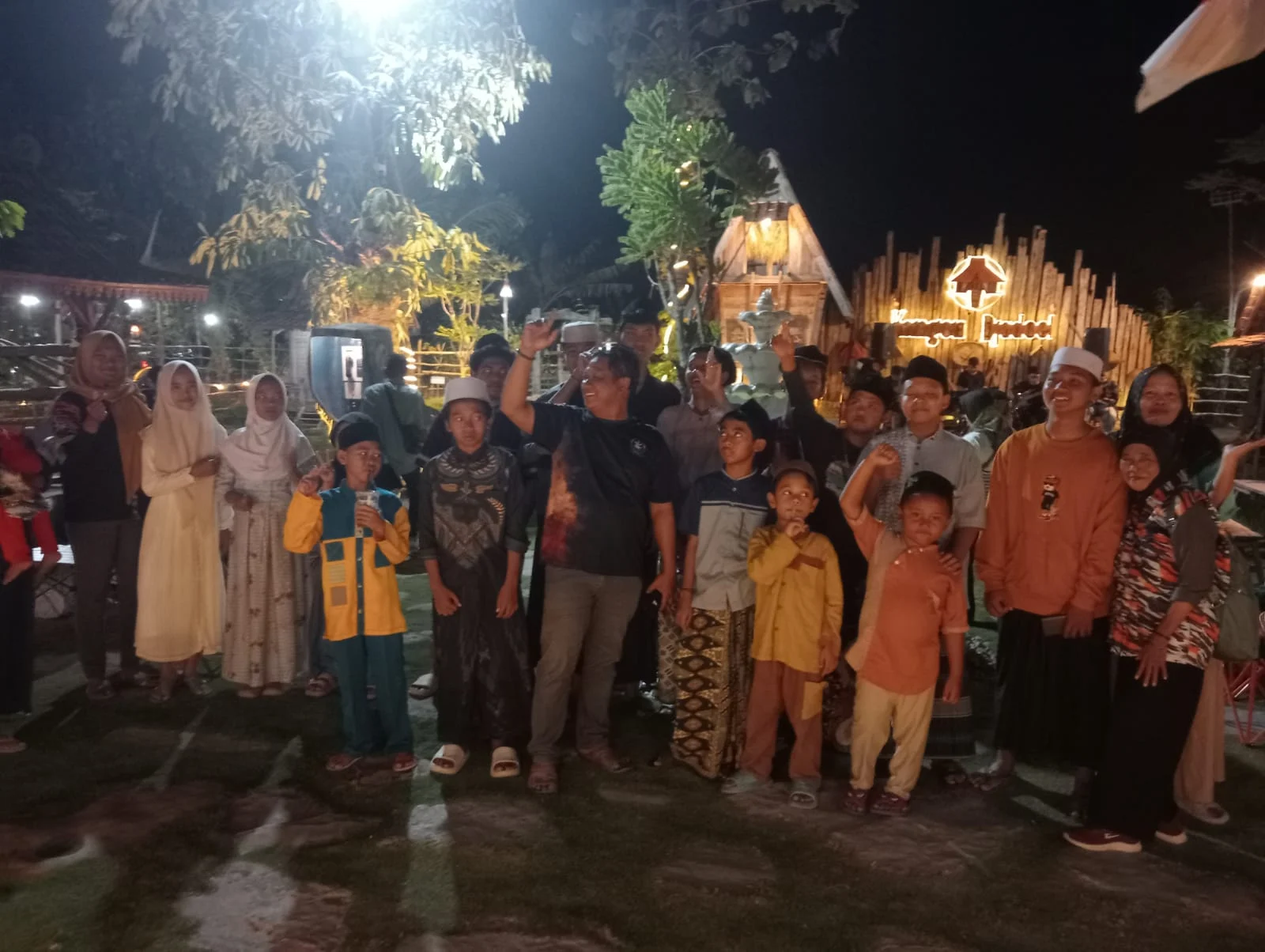 LSM GMBI Distrik Gresik Memperkenal kan Seni Dan Budaya Anak Anak Yayasan Anak Yatim piatu.