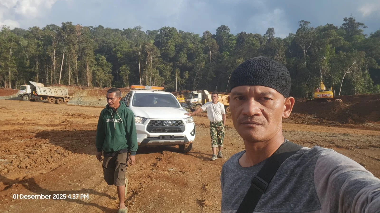 Diduga Serobot Lahan Warga, PT Antareja Mahada Makmur Disorot di Morowali
"RAKYAT SELALU JADI KORBAN"
KALAU LAHAN HILANG KAMI MAU MAKAN APA???