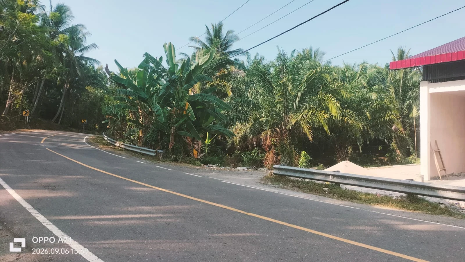 Kades Lalombi Arus Sidora,   KDMP Lalombi Akan Buka Toko Grosir Desa,  Untuk Pedagang Kecil Guna  Perkuat  Ekonomi Lokal, Bahkan Di Bangun  Rumah Makan Milik Desa 
