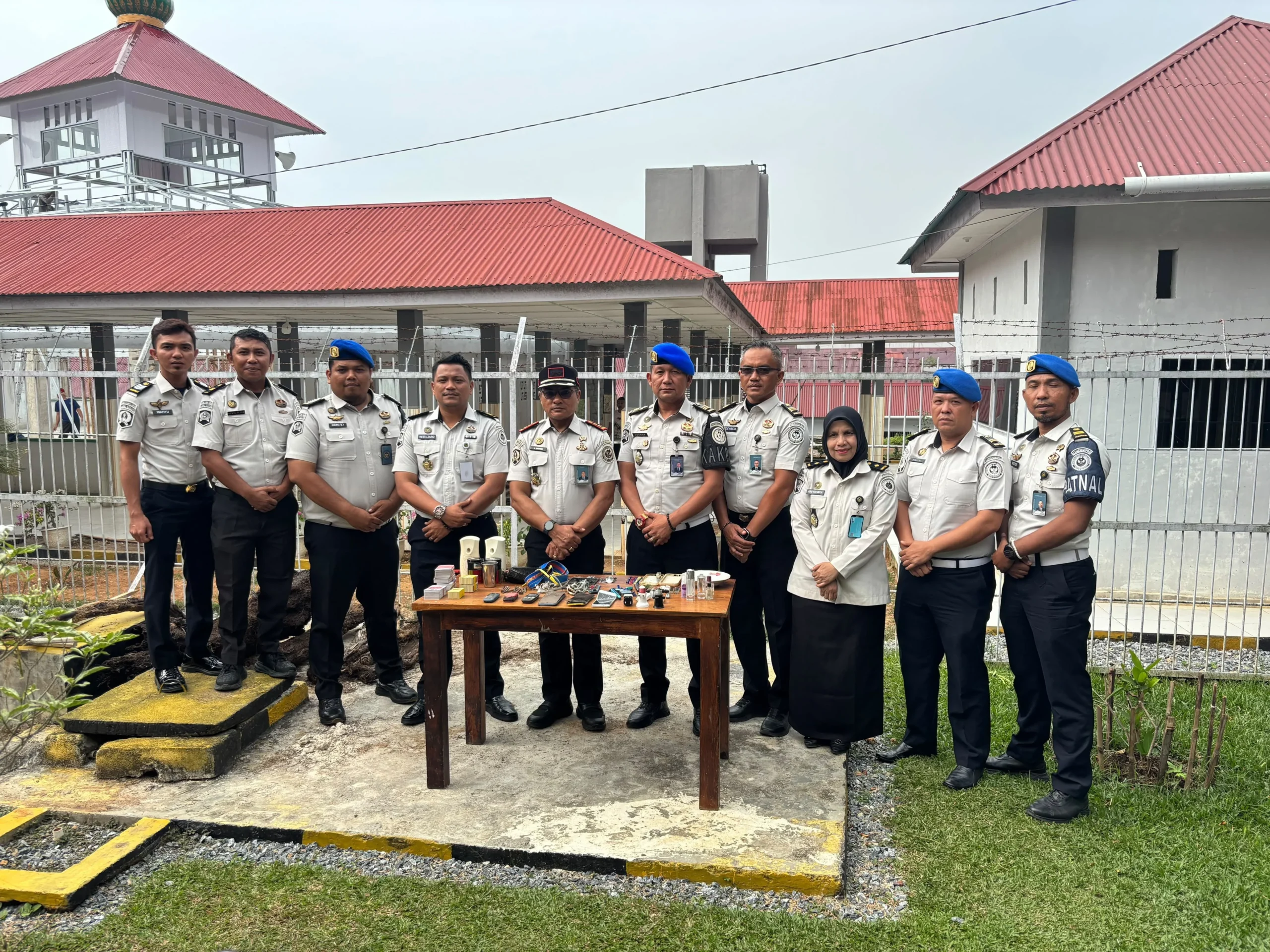 Demi Mencegah Peredaran Barang Terlarang .Ini Kata Kalapas Solok Jepri Ginting.
