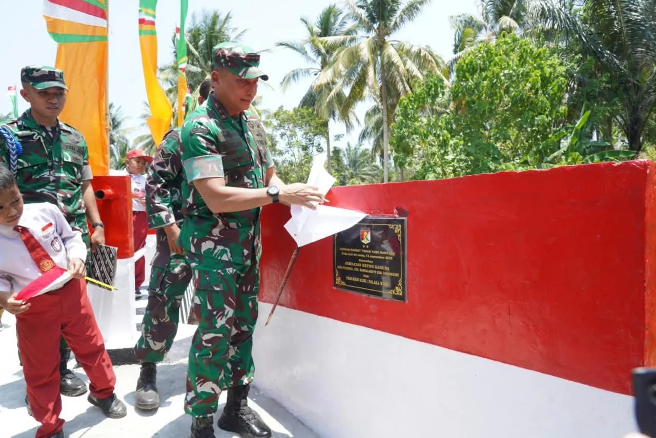 Pangdam XXIII/PW Resmikan Jembatan Perintis Garuda, Buka Akses Warga Pasangkayu
