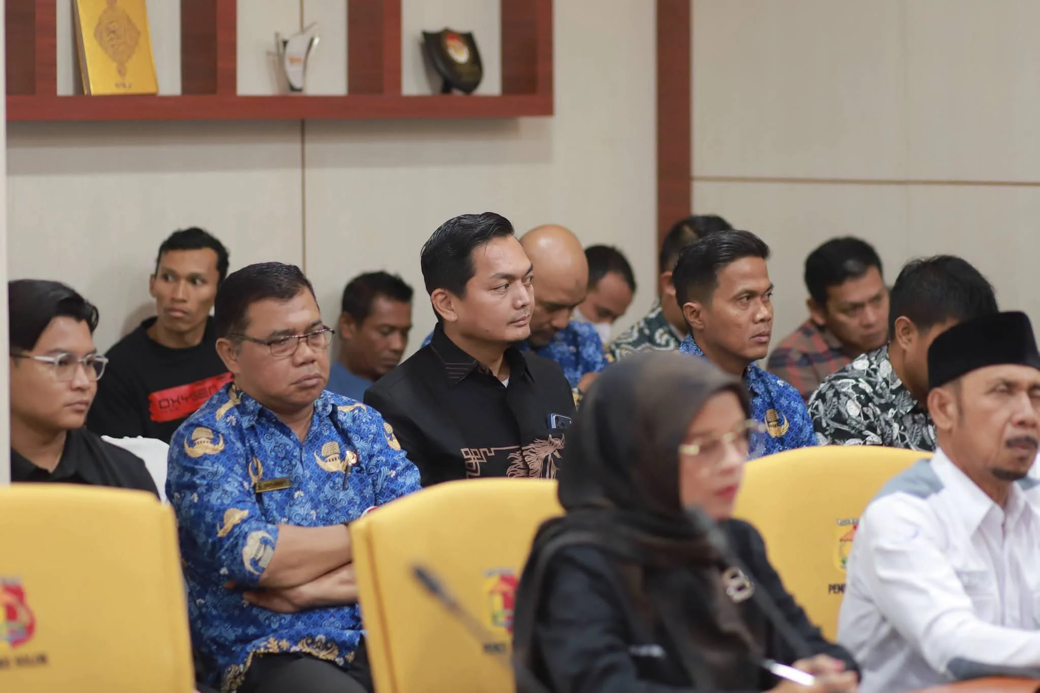 Wako Solok Pimpin Rapat Sosialisasi Penggunaan Anggaran Porprov XVI Sumbar 2026
