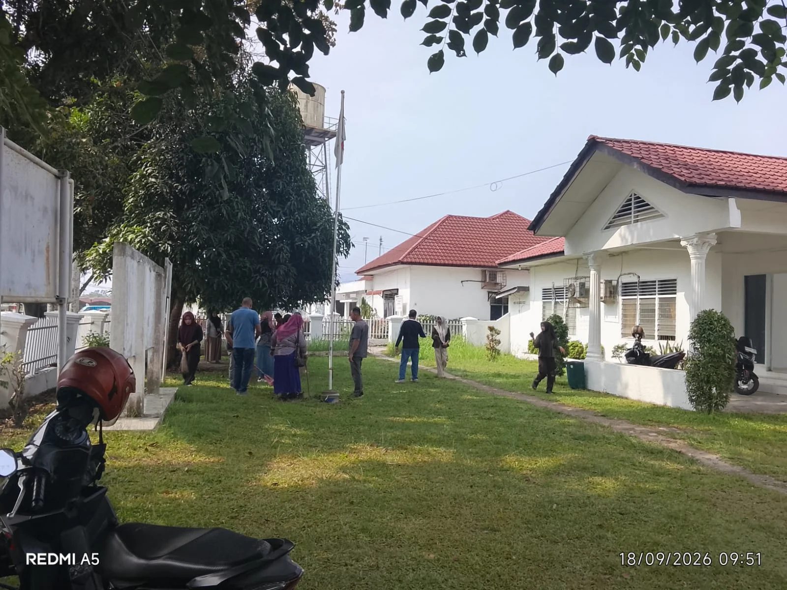 Dinas Peternakan Labuhanbatu Laksanakan Program Bupati Setiap Hari Juma'at Berkah Bergotong Royong.