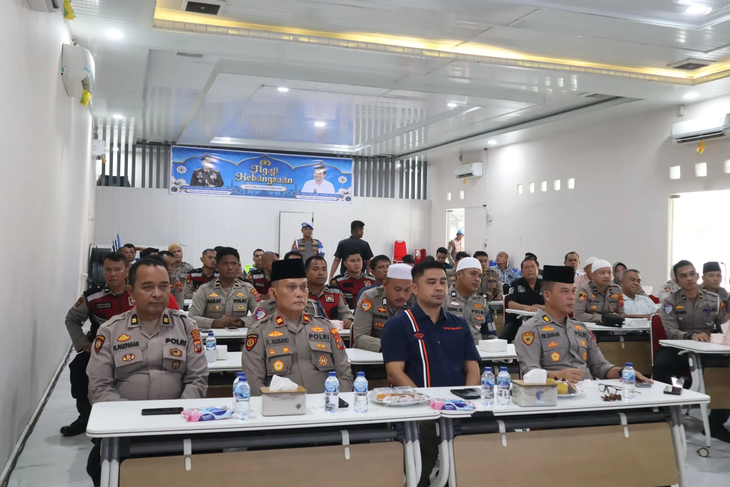 Polres Batu Bara Ikuti Pembinaan Rohani Bersama Kapolri dan Gus Baha Secara Virtual

