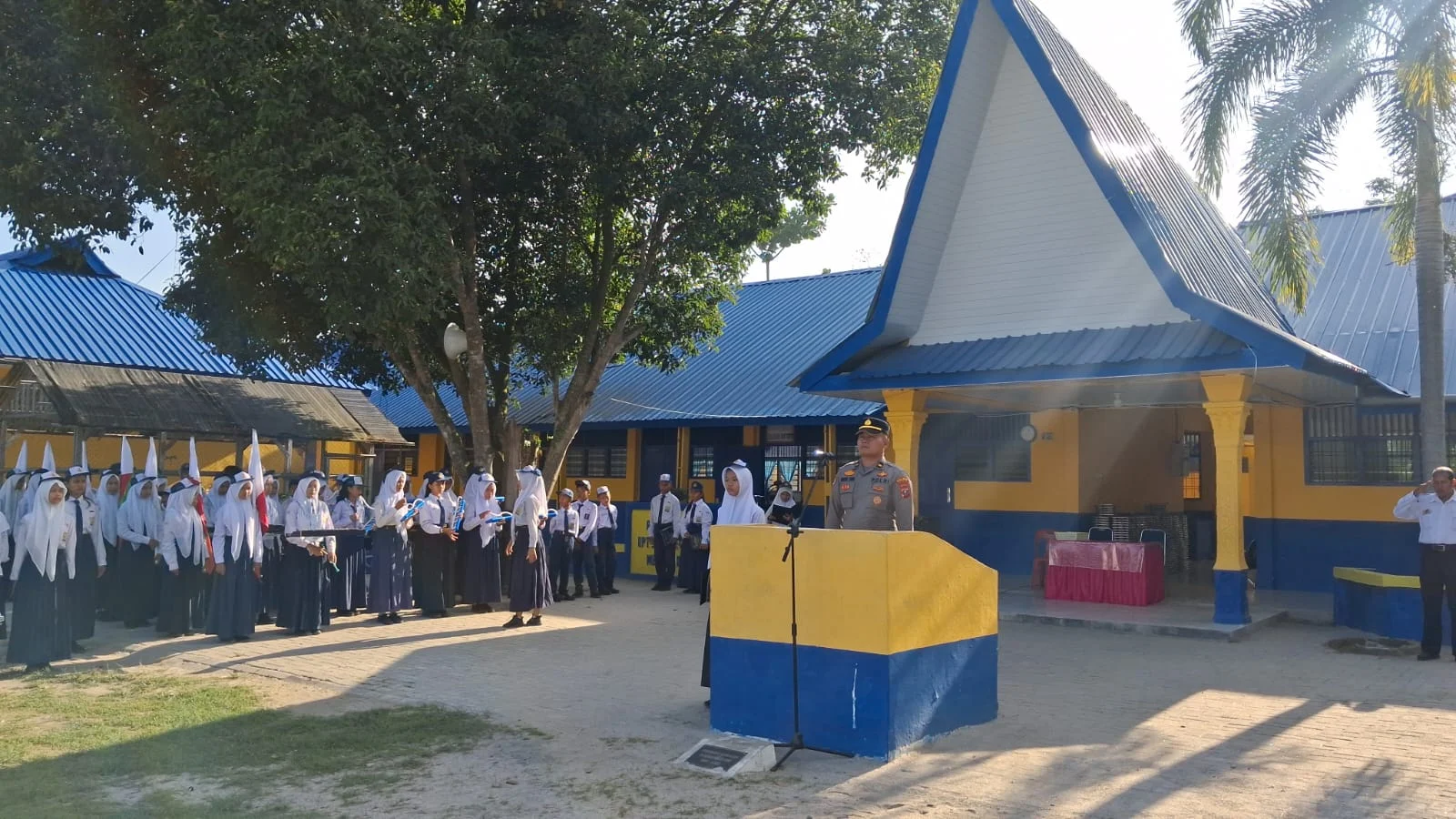 Polres Batu Bara Gelar Police Go To School Serentak di 18 Sekolah
