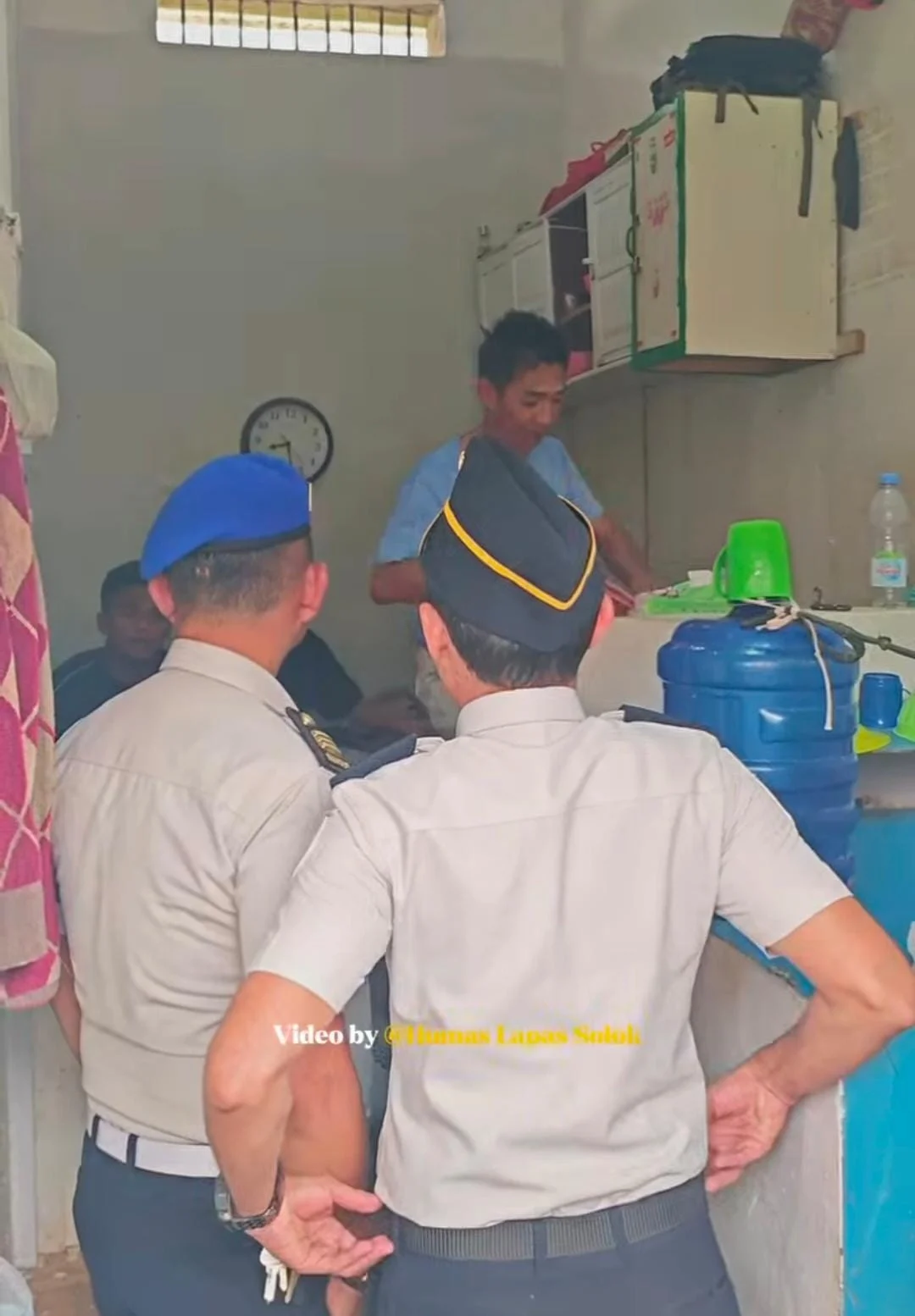 Perkuat Keamanan dan Ketertiban, Lapas Solok Lakukan Pemeriksaan Blok Hunian
