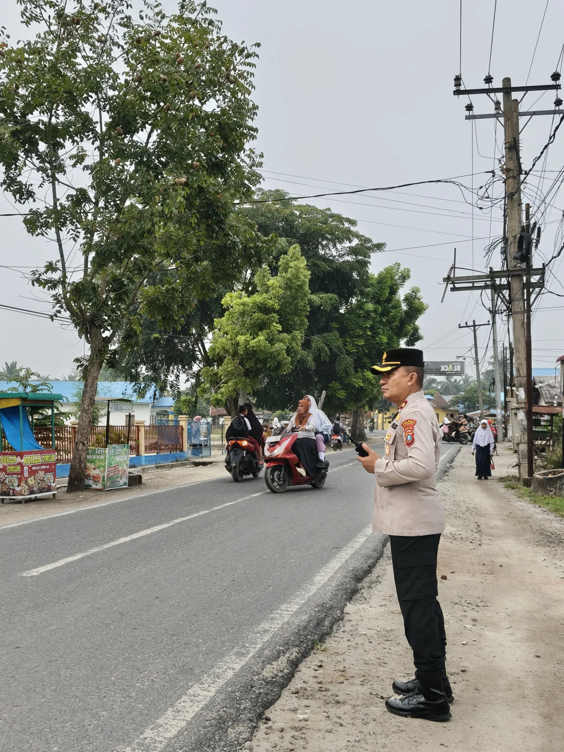 Polres Batu Bara Gelar Strong Point Pagi, Pastikan Arus Lalu Lintas Aman dan Lancar