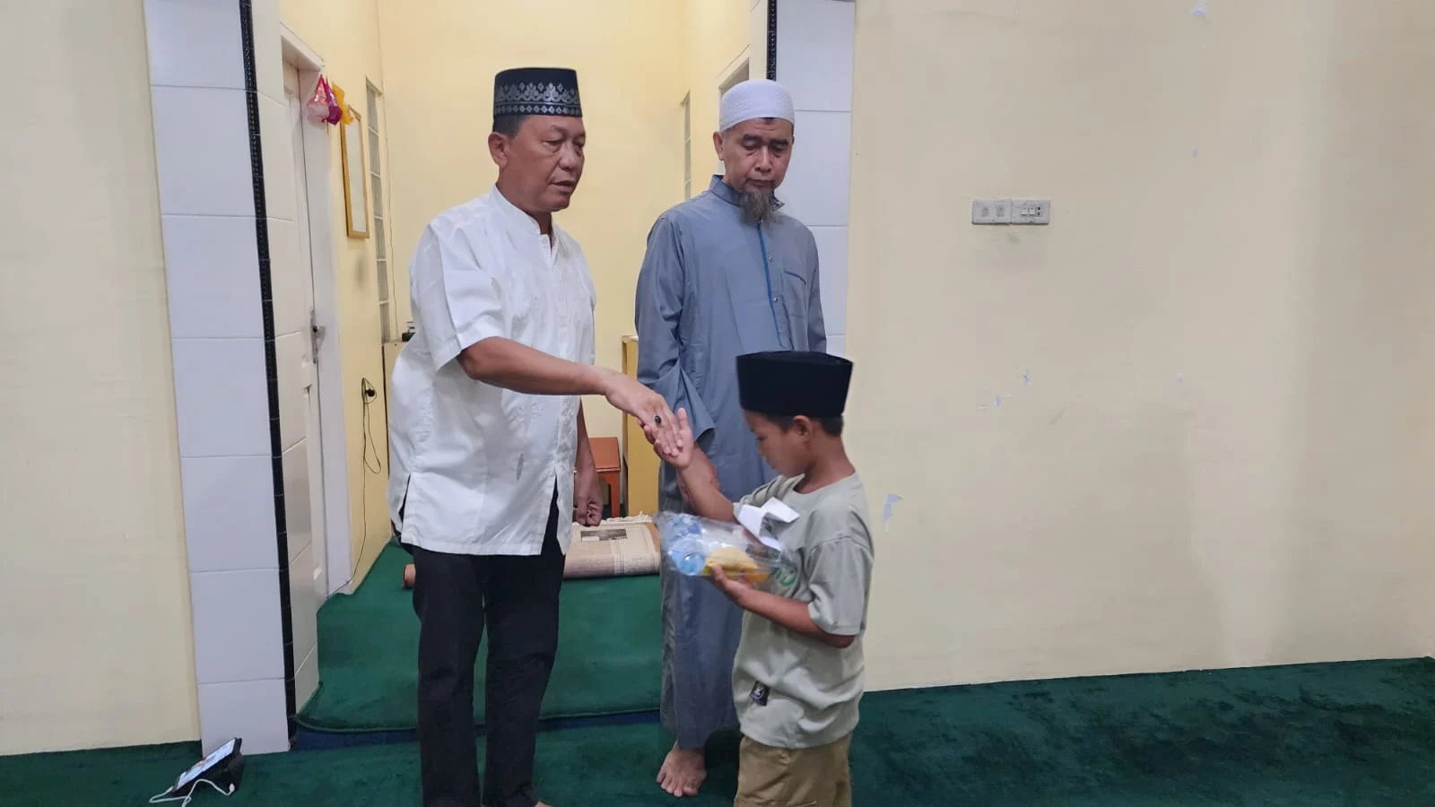 Polres Batu Bara Gelar Pengajian dan Santunan untuk 20 Anak Yatim