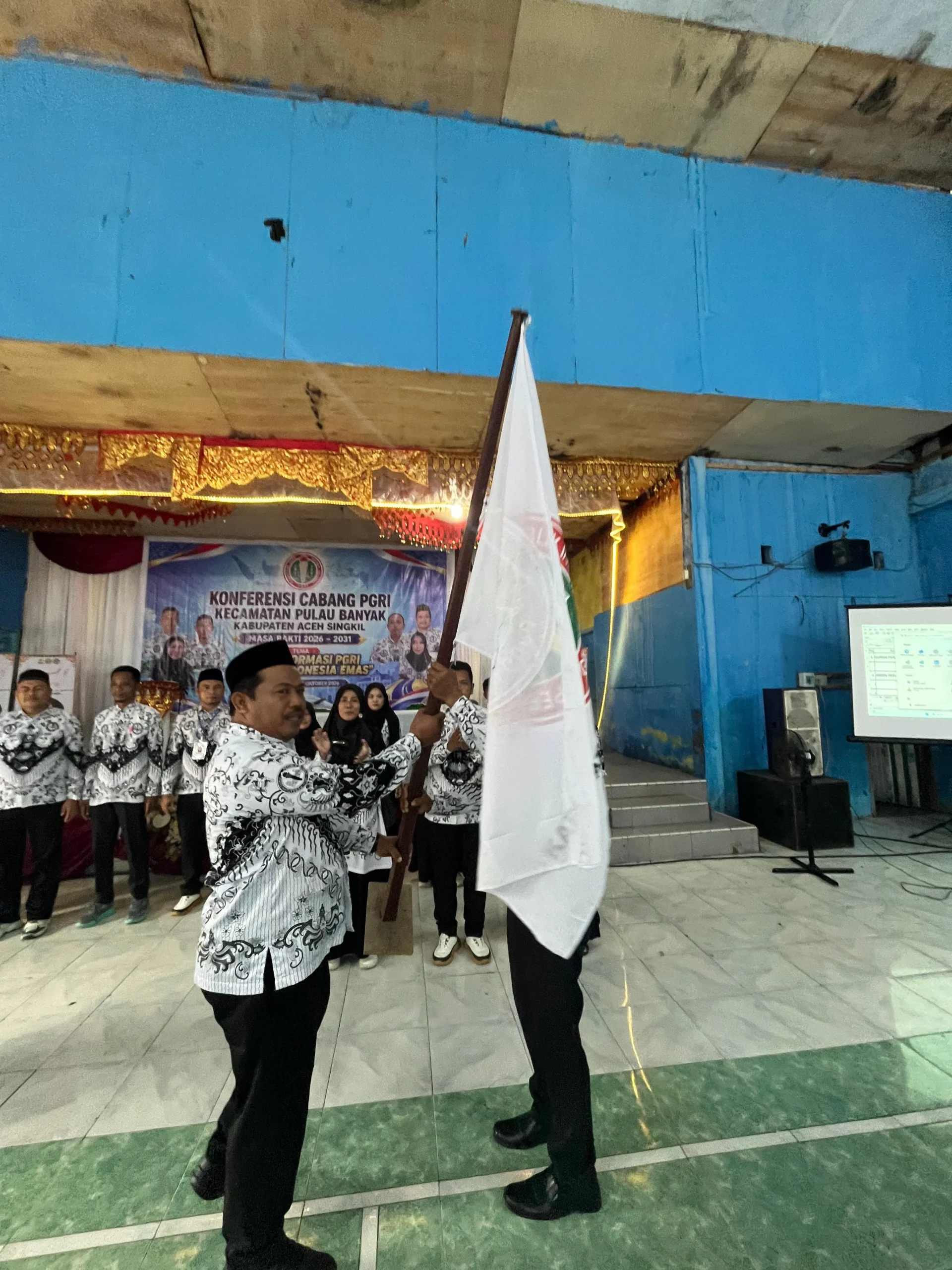Profesor Dr Sutan Nasomal SH MH Harapkan  ,KONFERENSI XXIII PGRI CABANG PULAU BANYAK TAHUN 2026: PERKUAT SOLIDARITAS GURU, WUJUDKAN TRANSFORMASI PENDIDIKAN MENUJU INDONESIA EMAS