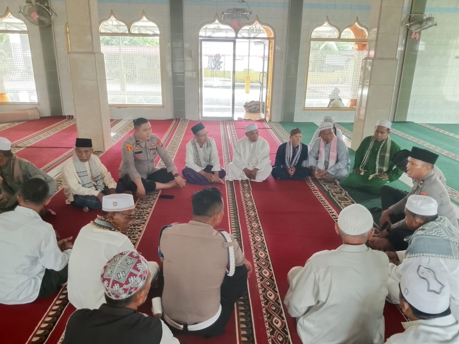 Polres Batu Bara Gelar Jumat Keliling di Lima Masjid, Perkuat Silaturahmi dan Pesan Kamtibmas