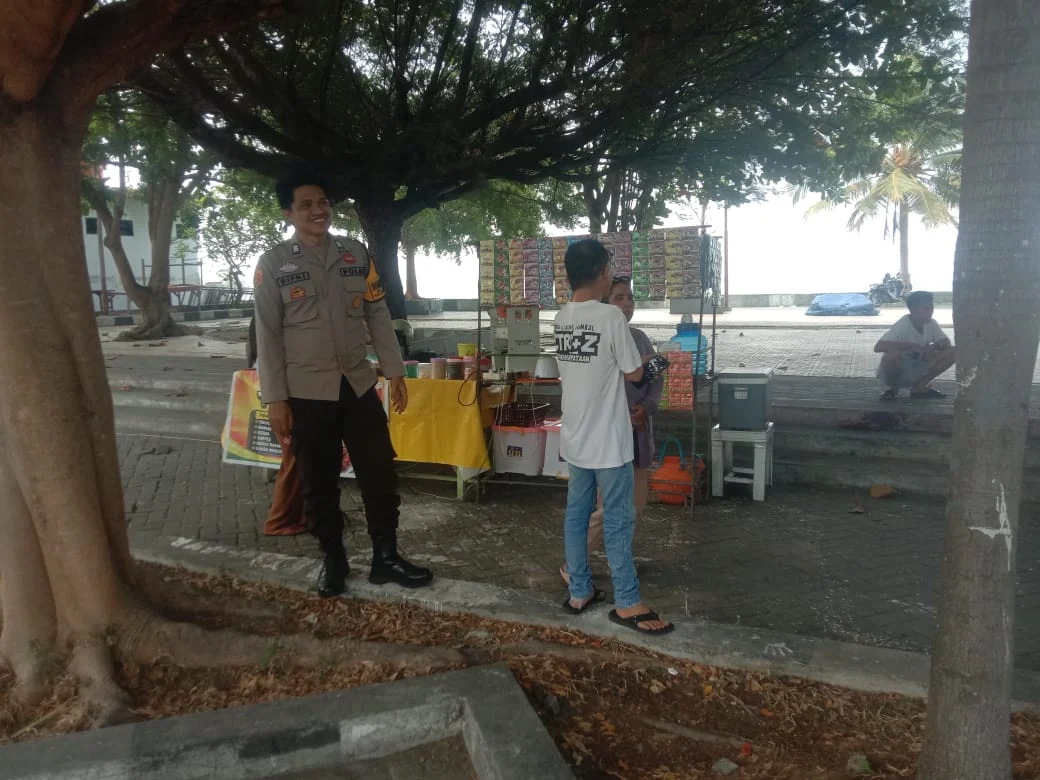 Antisipasi Karhutla, Kapolsek Ampana Kota AKP Rocmat Ari Ingatkan Warga Tak Bakar Lahan 