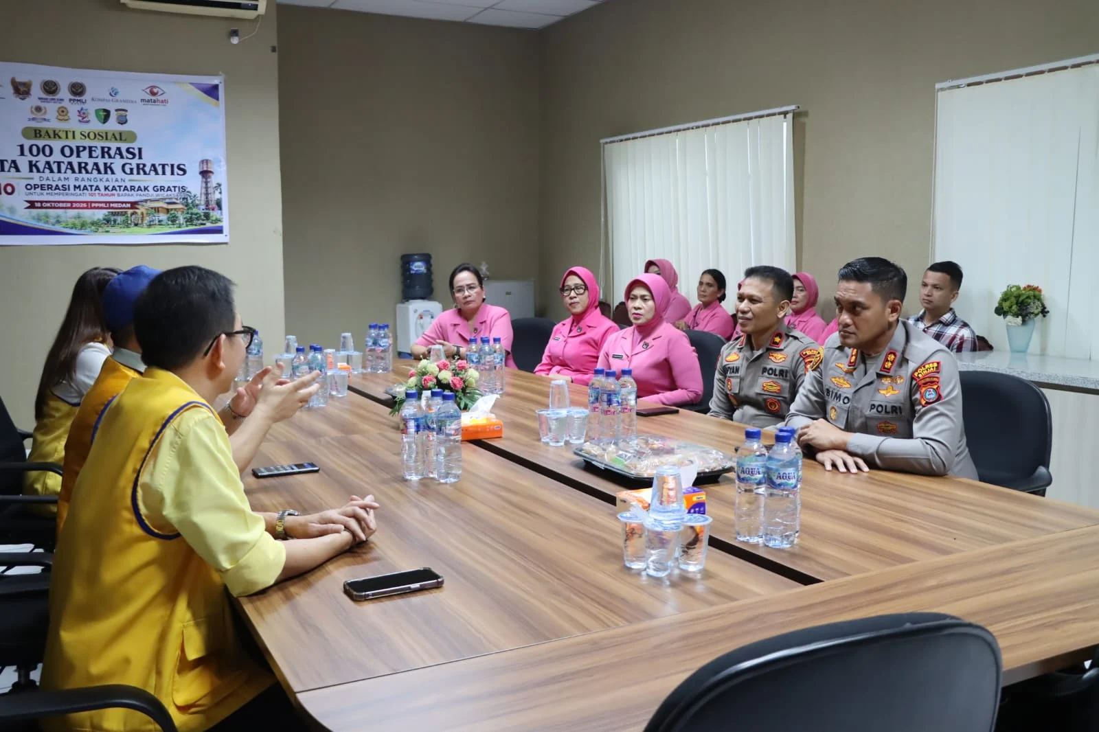Wujudkan Kepedulian Nyata, Polres Binjai Bersama Bhayangkari Gelar Bakti Kesehatan Operasi Katarak