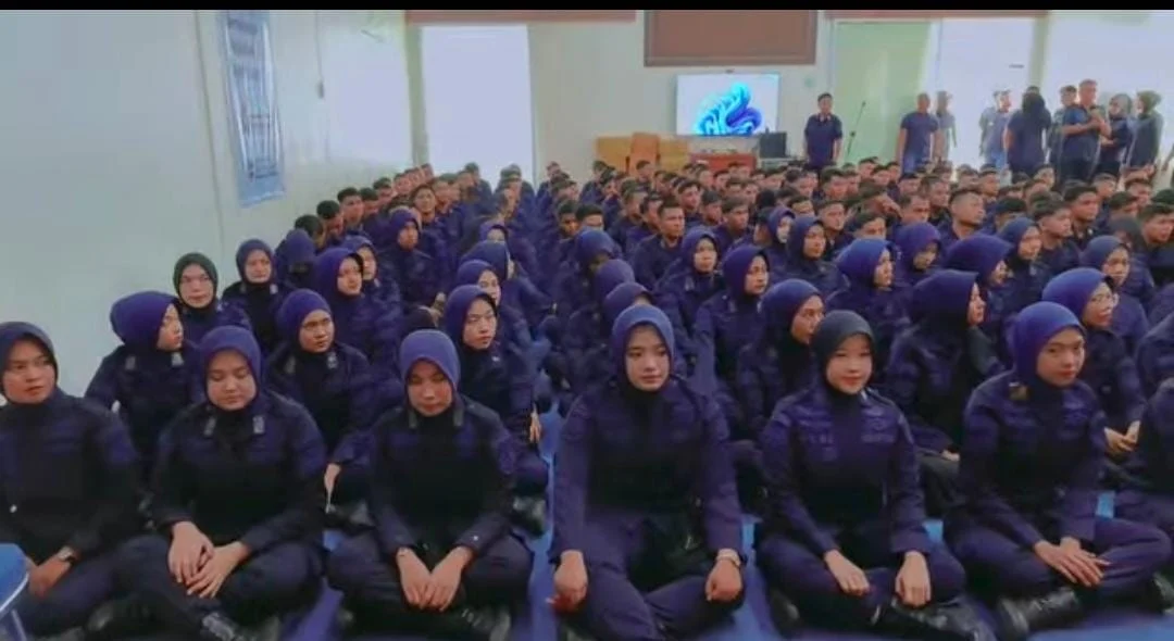Langkah Tegap Menuju Pengabdian, 9 CPNS Lapas Solok Ikuti Long March dan Pembaretan Jelang Pelantikan
