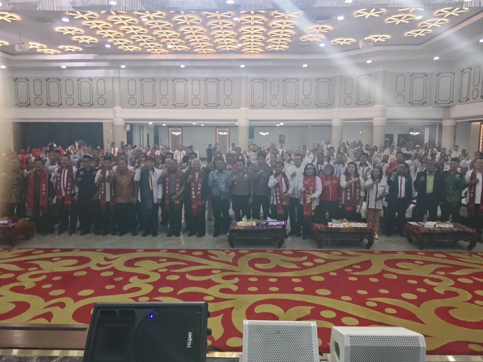 Lantik Sekitar 1.000 Pengurus HBB, Lamsiang Sitompul Pimpin Konsolidasi Besar Bangso Batak di Sumut.